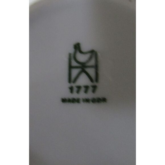 Vintage 1970's GDR coffee tea creamer Henneberg porcelain gold trim floral - Picture 2 of 6